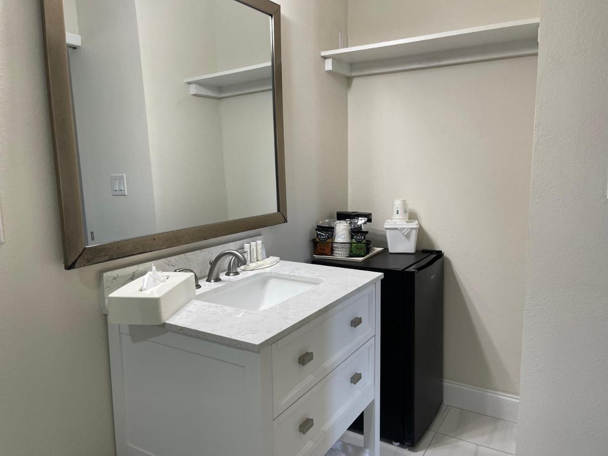 Remodeled, Huge Pool, Tiki Bar & Grill, Quiet Room Sarasota Luaran gambar